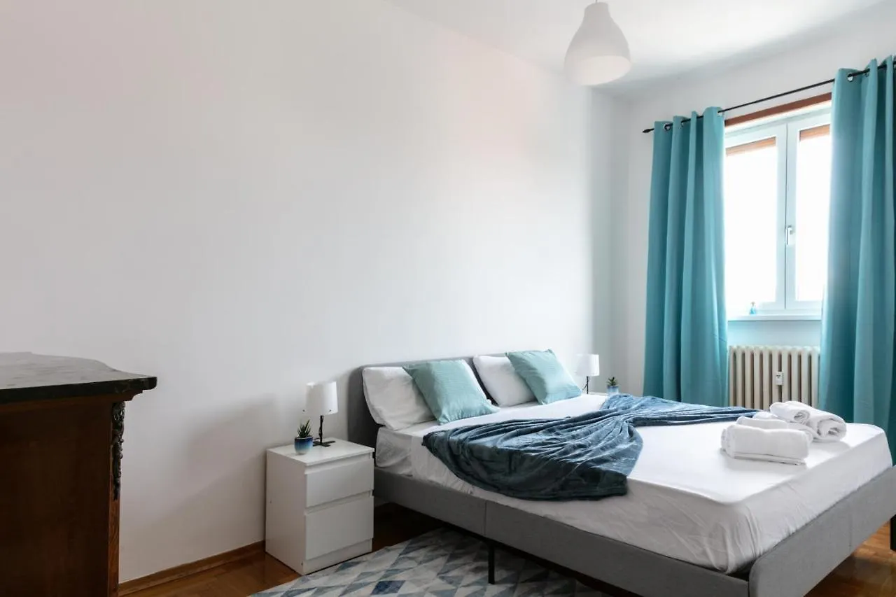 Dehomes - Luxury Grand Suite Milan Italy
