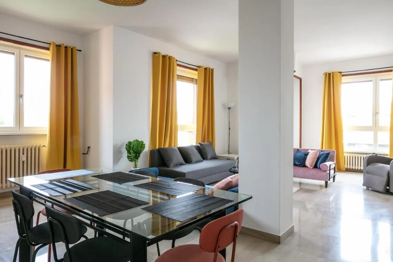 Apartment Dehomes - Luxury Grand Suite Milan